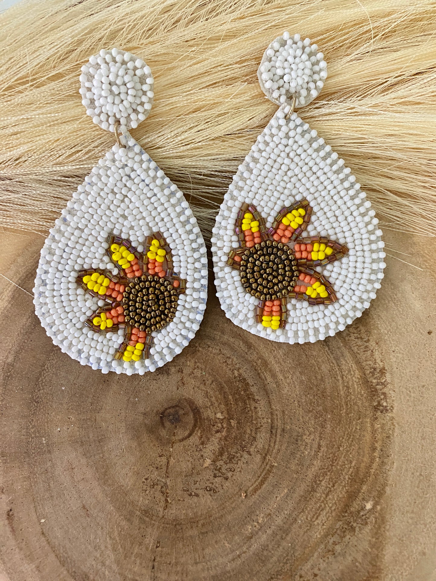 Beaded white sunflower earrings