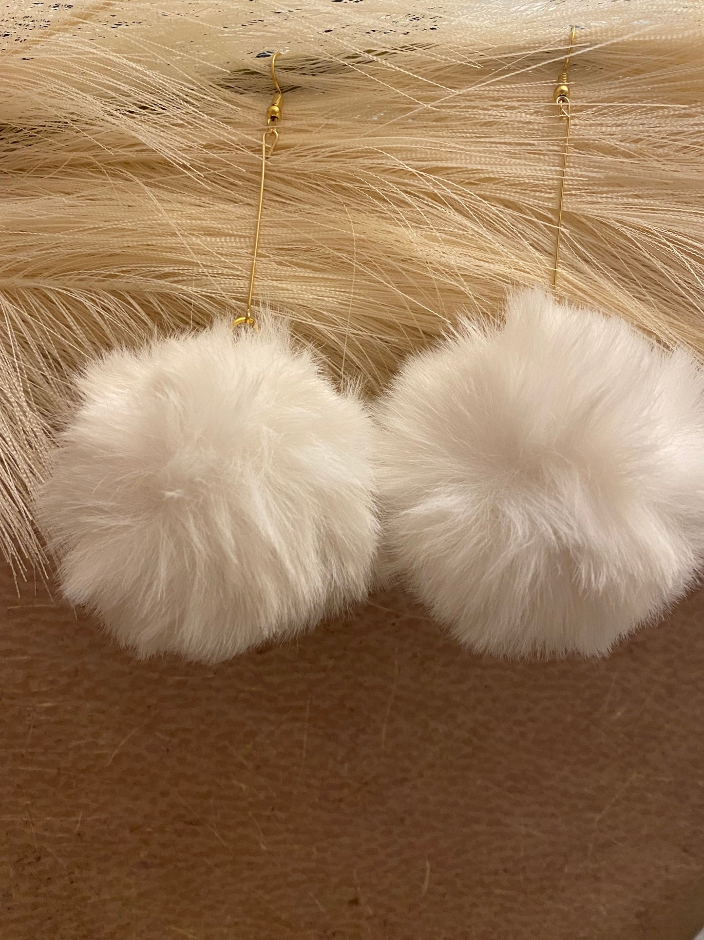 Dreamy Pom poms